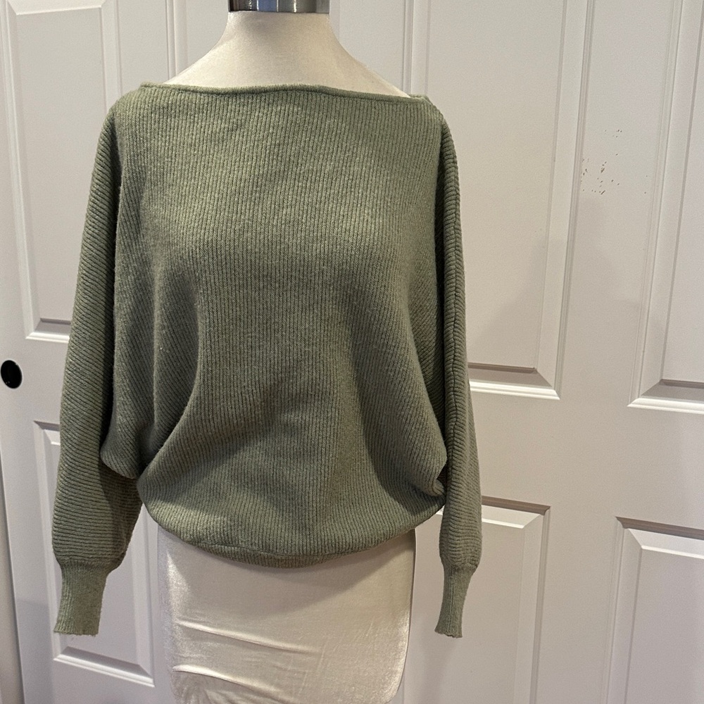 Elegant Olive Women's Sweater